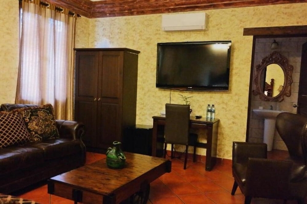 Hotel Genessis (San Cristóbal El Bajo)